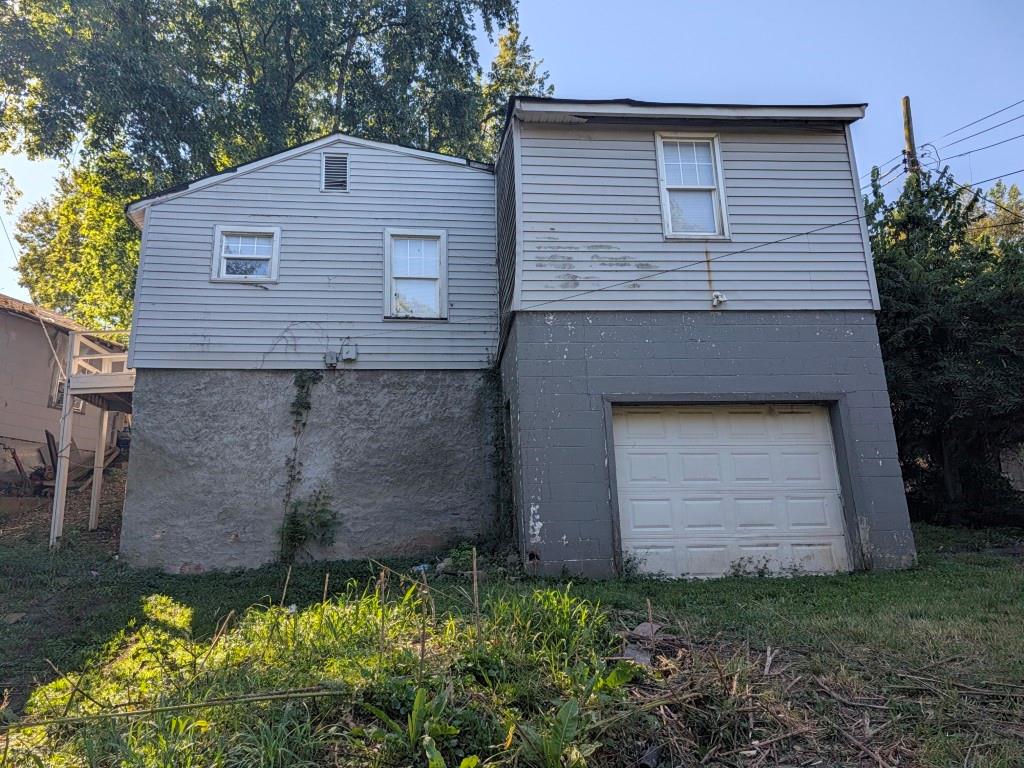 8704 Roberts Avenue Property Photo 2