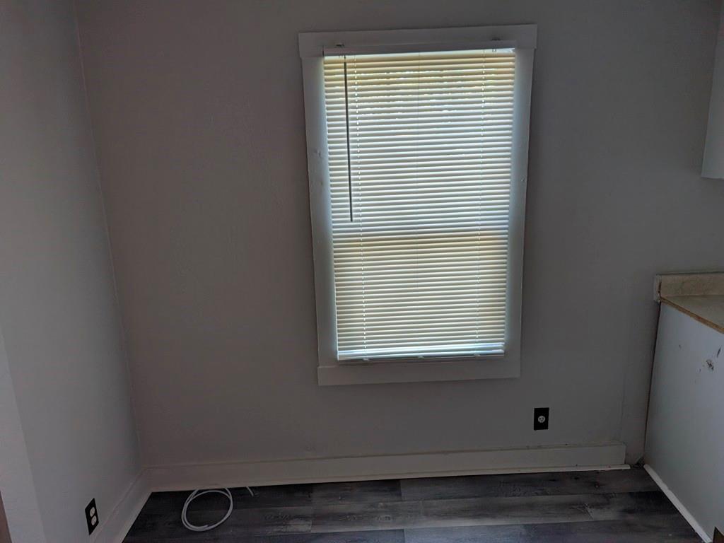 8704 Roberts Avenue Property Photo 9