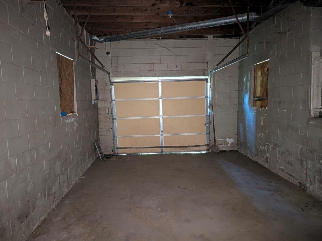 8704 Roberts Avenue Property Photo 13