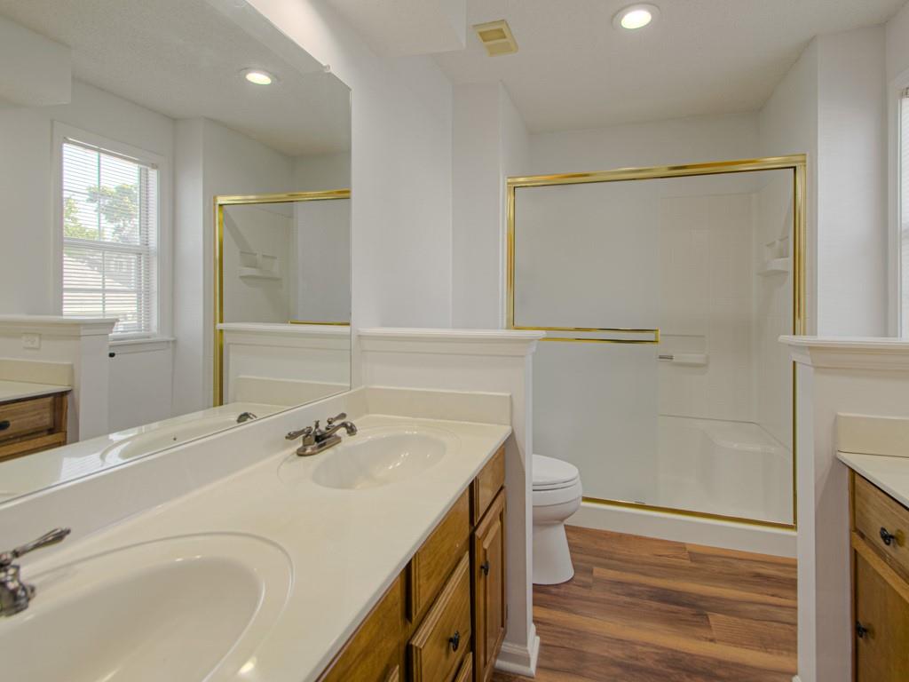 4027 S Crysler Avenue Property Photo 15