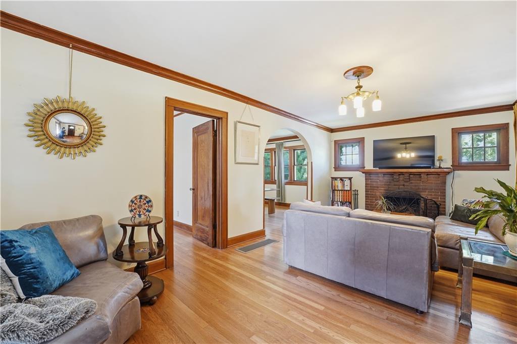 5836 Harrison Street Property Photo 8