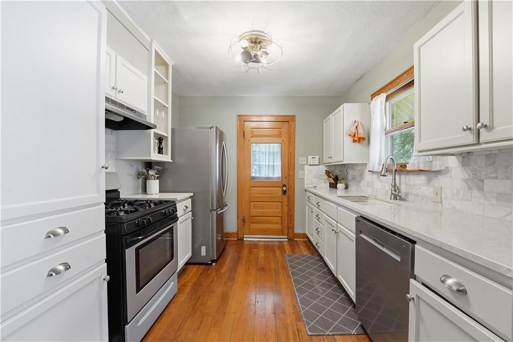 5836 Harrison Street Property Photo 15