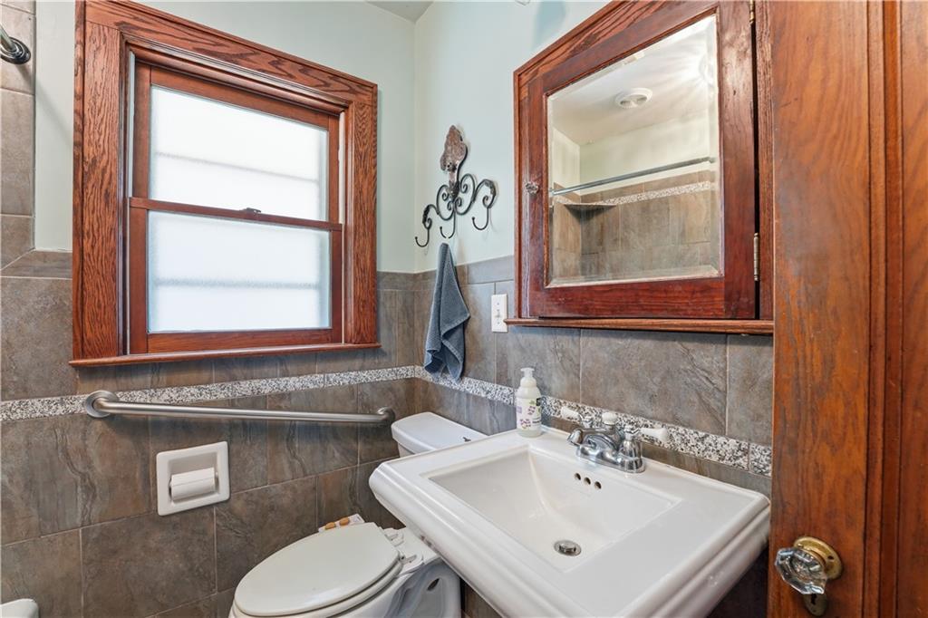 5836 Harrison Street Property Photo 19