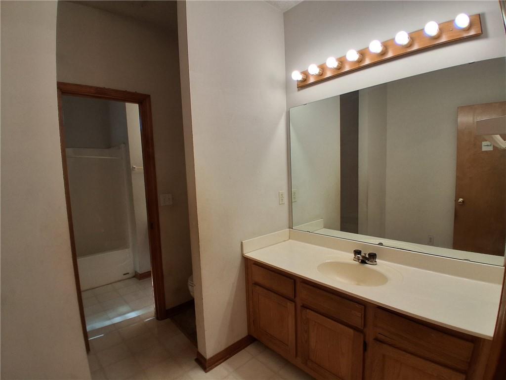 711 Brooklyn Avenue Property Photo 11