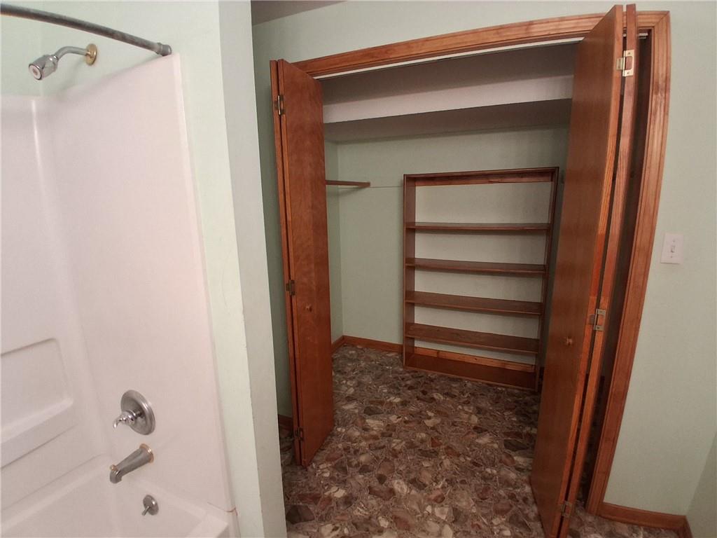 711 Brooklyn Avenue Property Photo 15