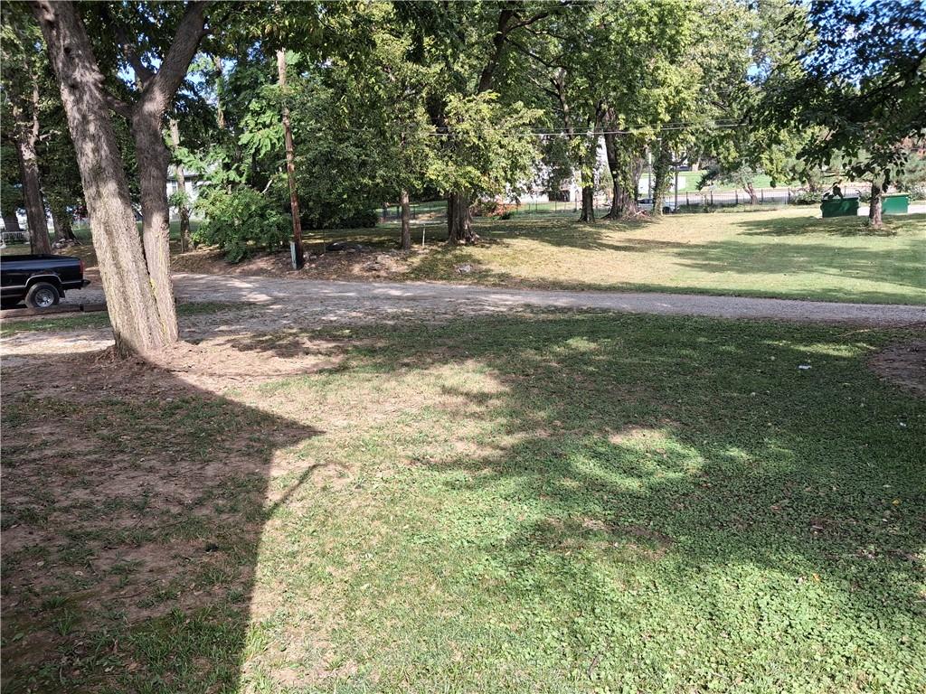 711 Brooklyn Avenue Property Photo 19