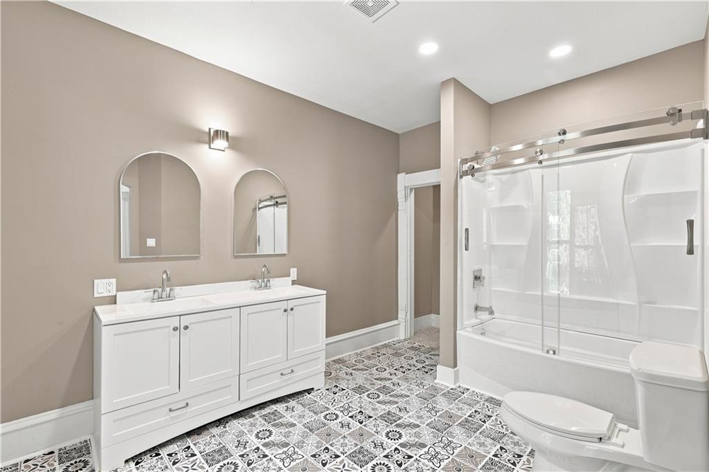 523 S Judson Street Property Photo 17