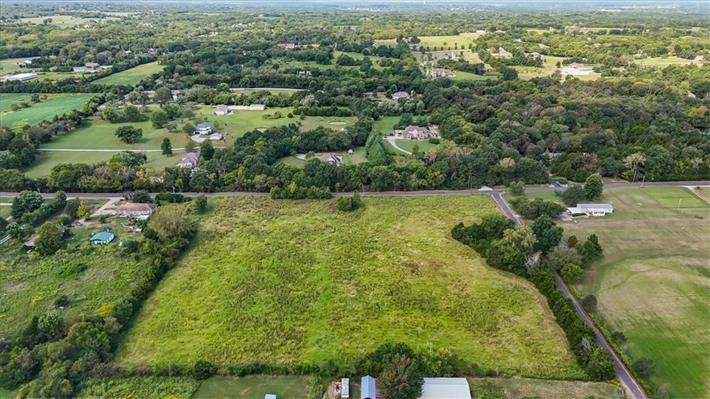 34505 E Schoonover Road Property Photo 2