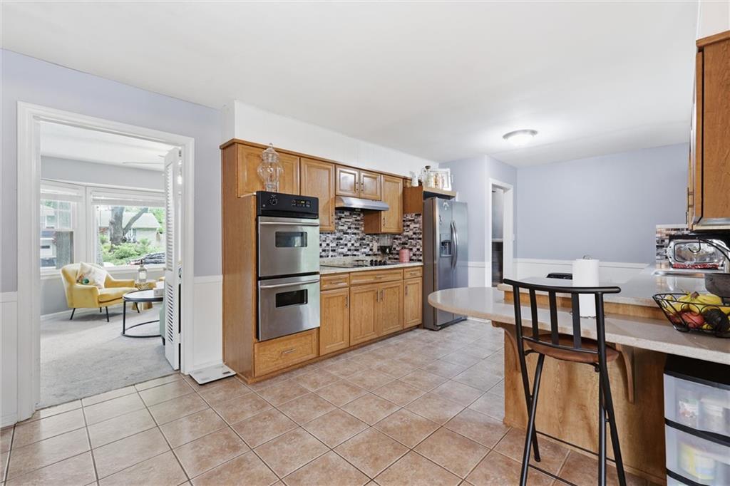 6316 Hedges Avenue Property Photo 4