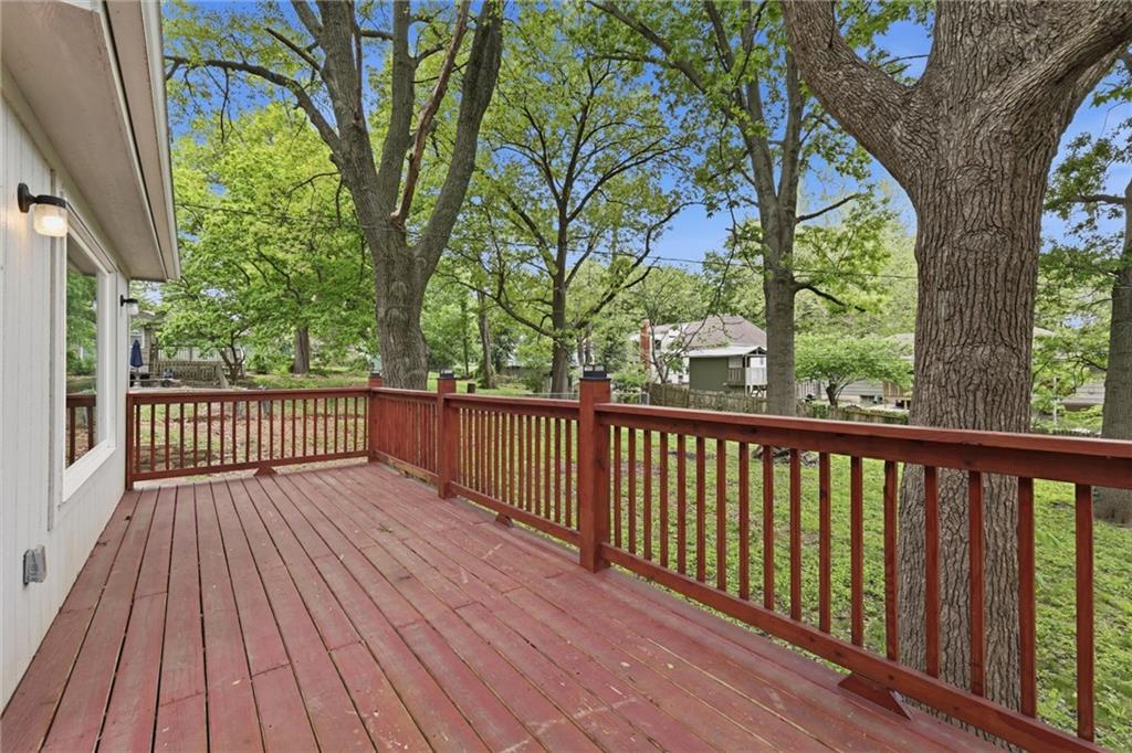6316 Hedges Avenue Property Photo 8