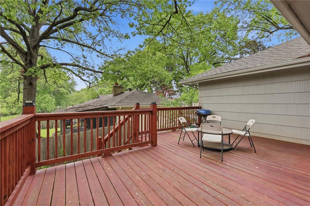 6316 Hedges Avenue Property Photo 9