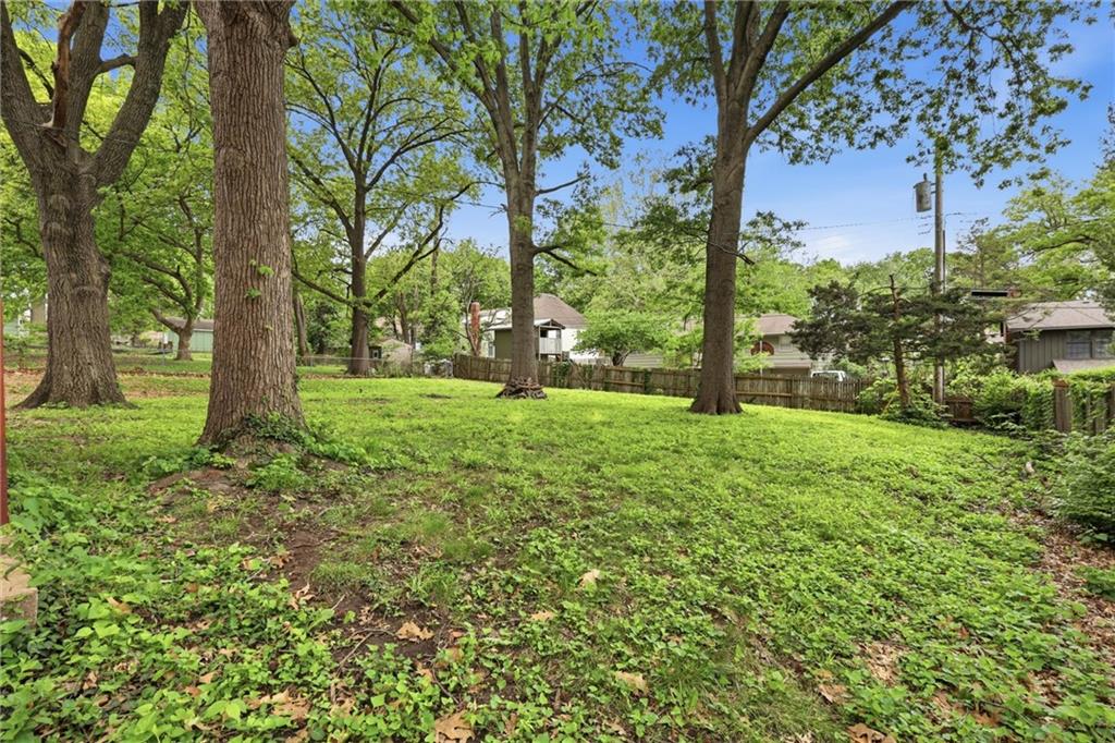 6316 Hedges Avenue Property Photo 22