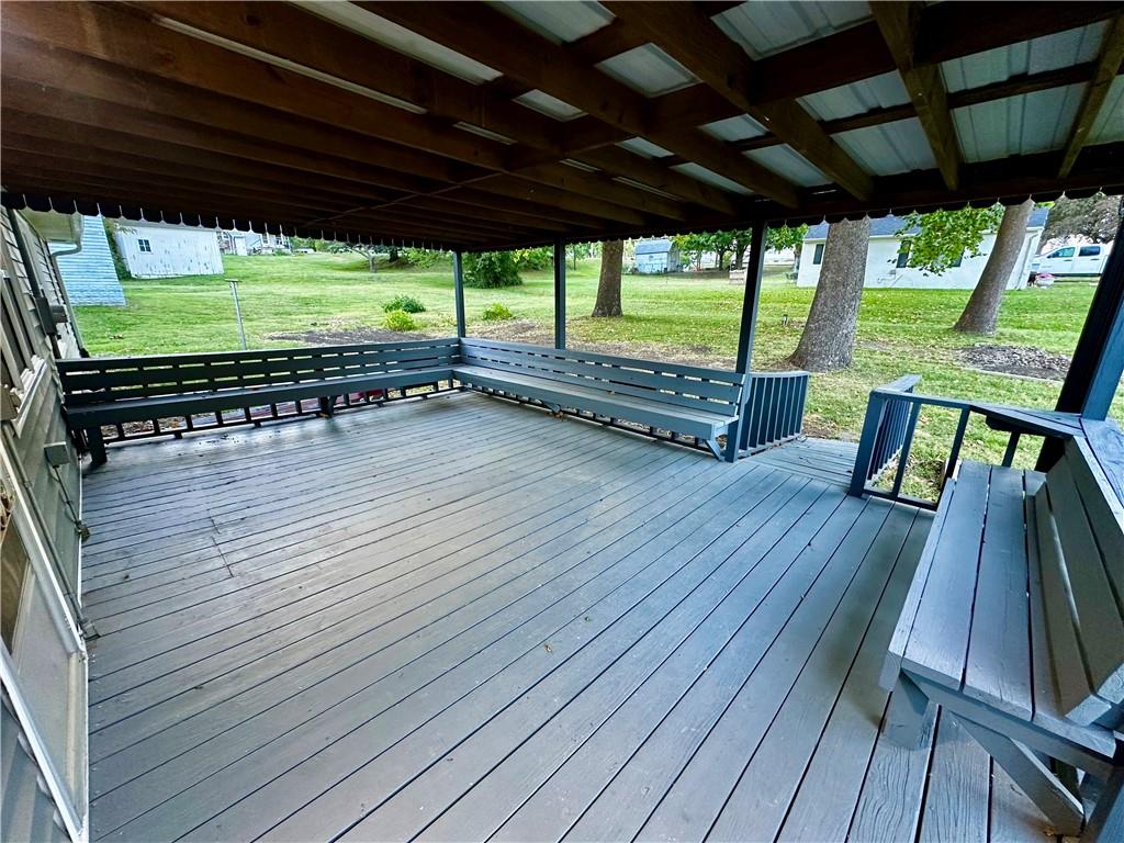 203 W 11th Street Property Photo 13