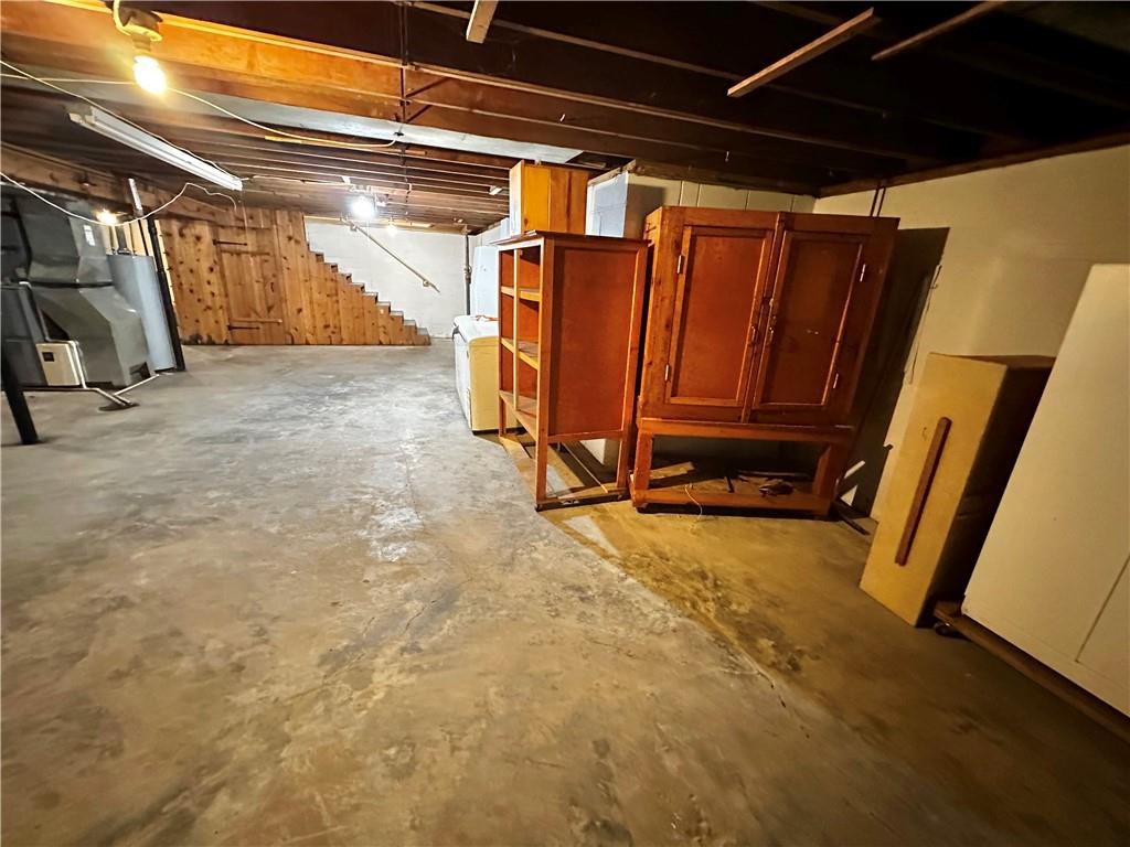 203 W 11th Street Property Photo 52