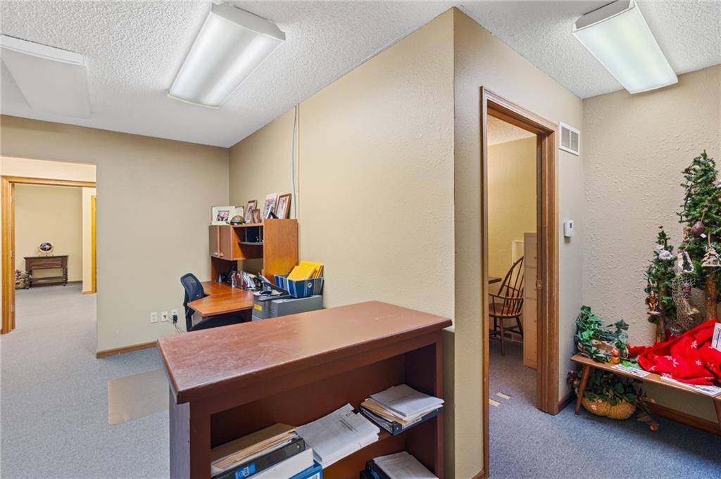 101 S Frame Street Property Photo 20