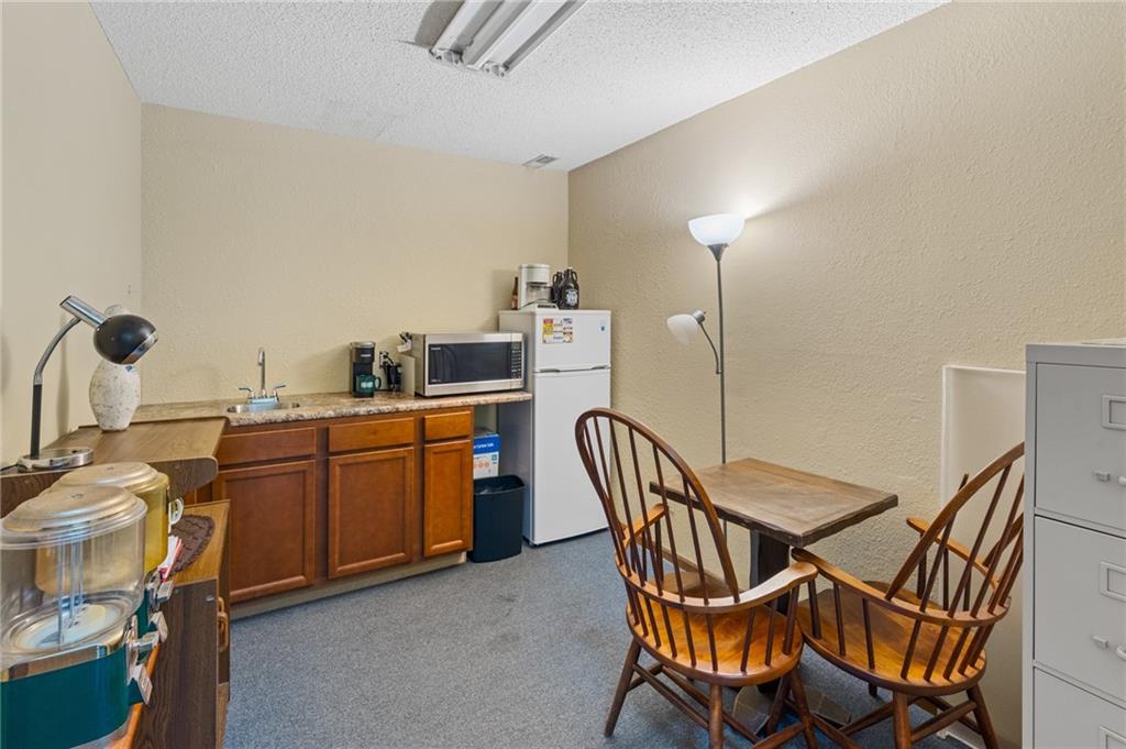 101 S Frame Street Property Photo 25