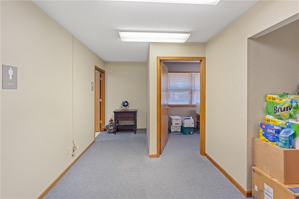 101 S Frame Street Property Photo 28
