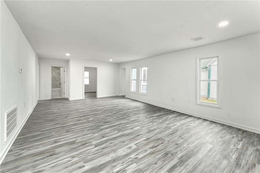 209 Brown Avenue Property Photo 4