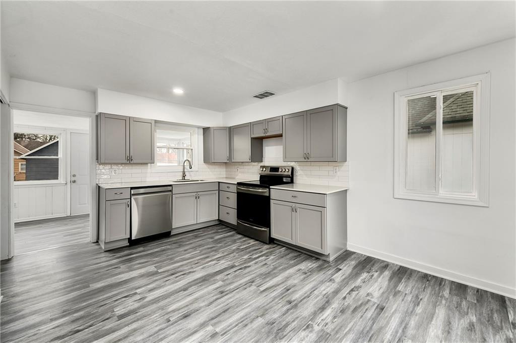 209 Brown Avenue Property Photo 8
