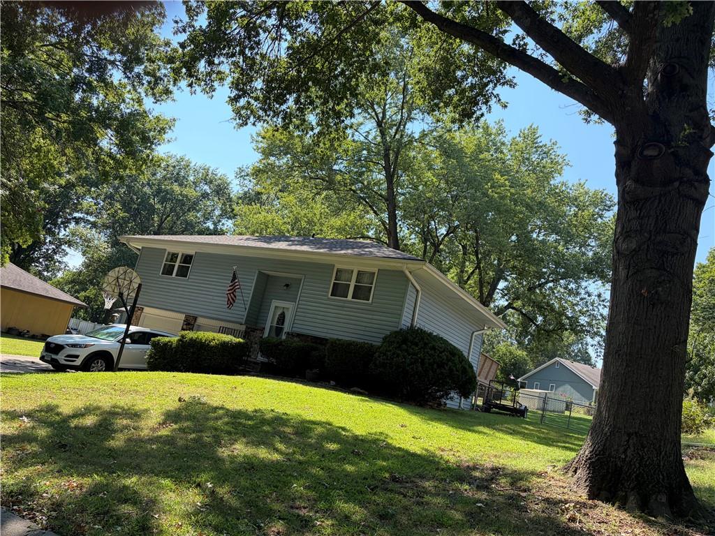 805 Citadel Drive Property Photo 1