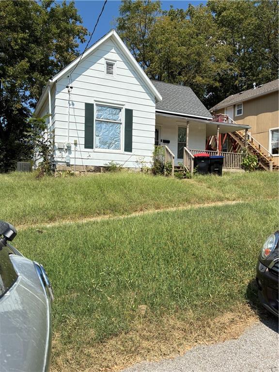 211 Ming Street Property Photo 3