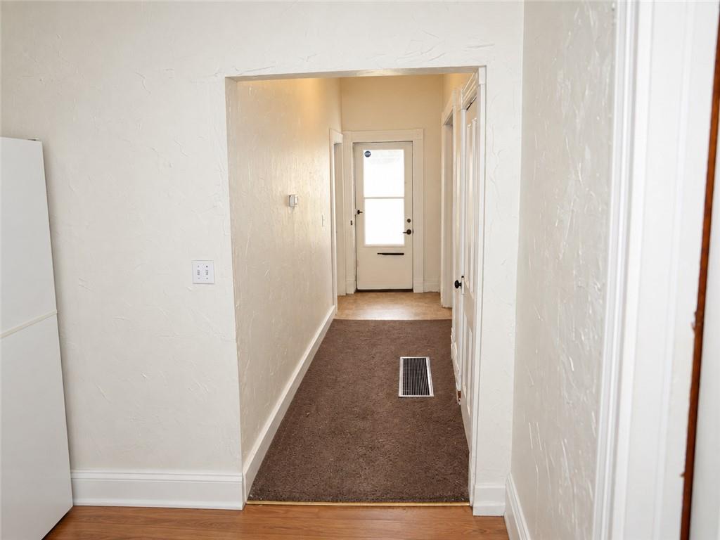 211 Ming Street Property Photo 14