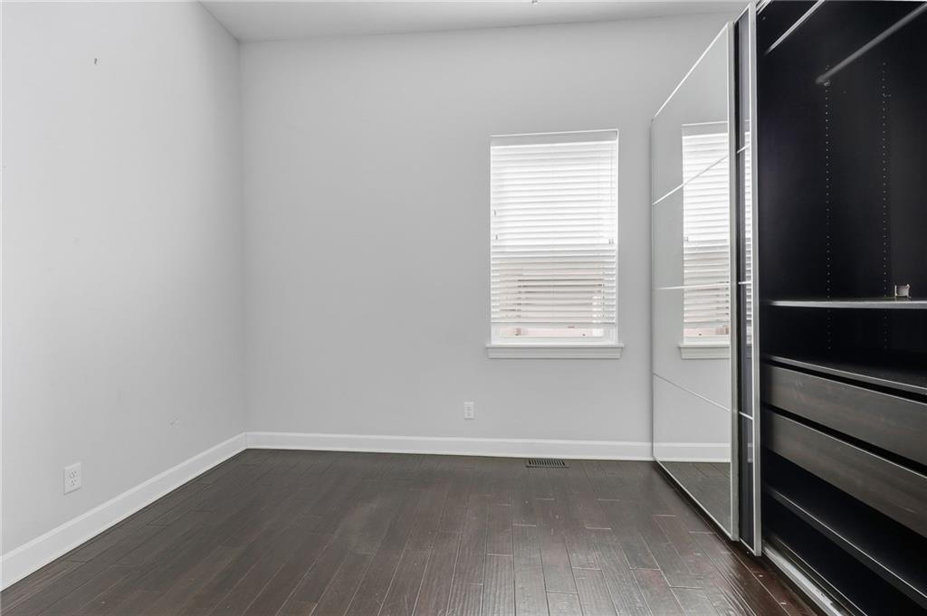 430 N Thompson Street Property Photo 18