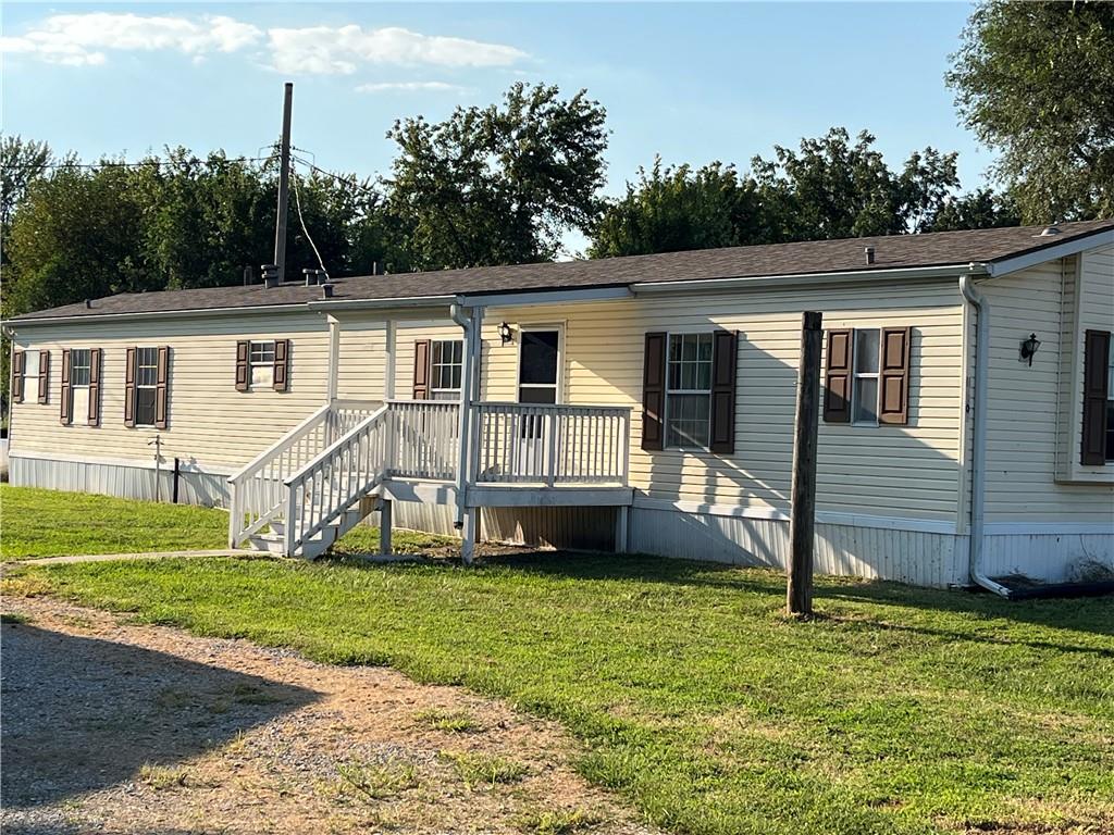 4704 N Adams Road Property Photo 1