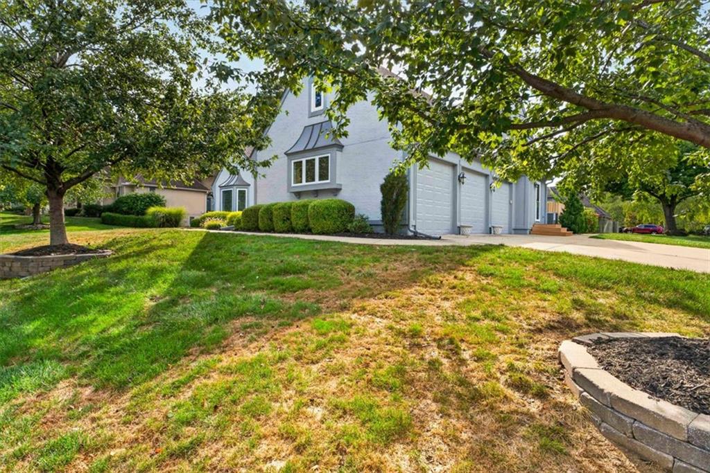 12100 Cherokee Street Property Photo 3