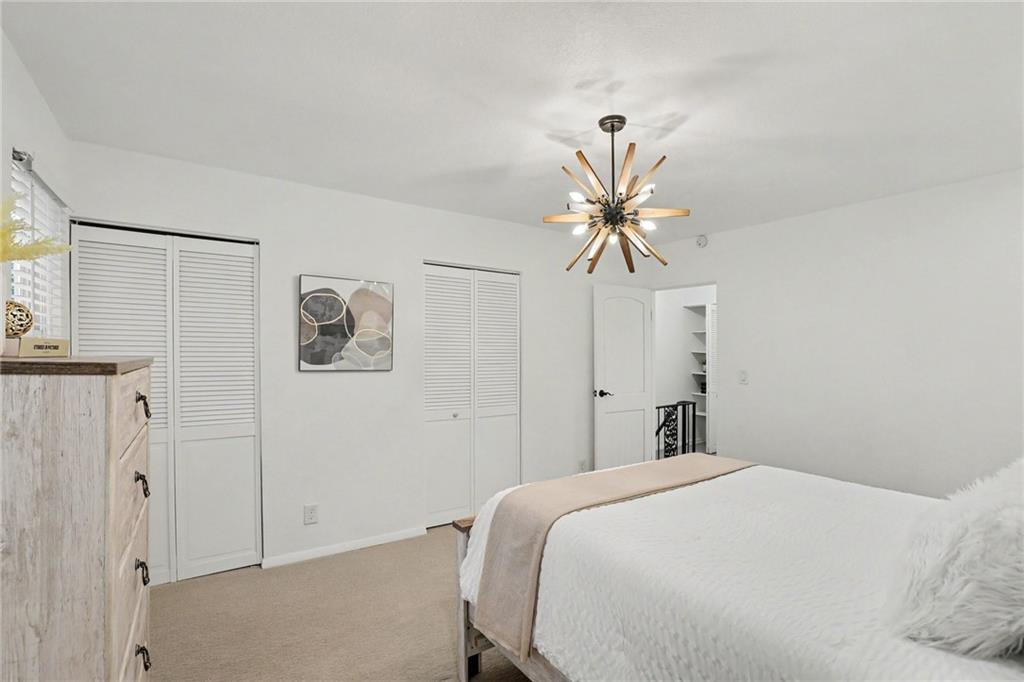 6924 Nw Chapel Woods Lane Property Photo 17