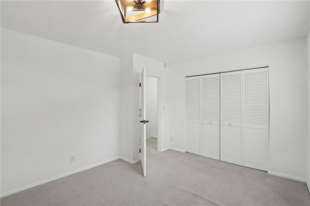 6924 Nw Chapel Woods Lane Property Photo 20