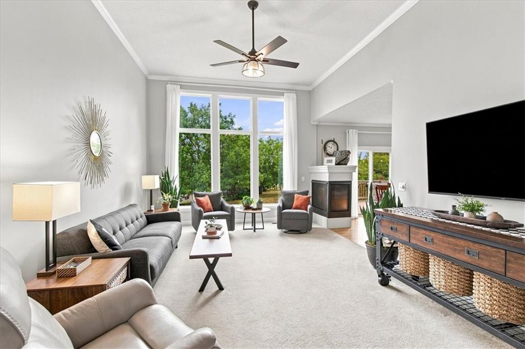509 Peach Tree Circle Property Photo 3