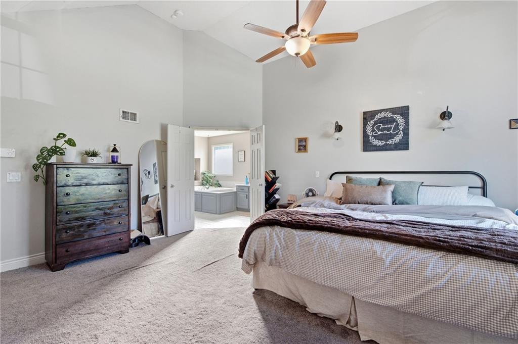 18207 Rollins Drive Property Photo 18