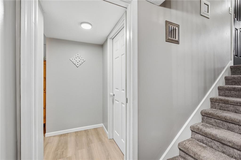18207 Rollins Drive Property Photo 28