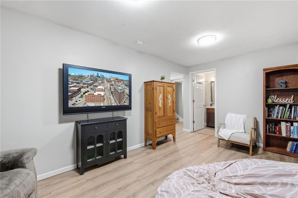 18207 Rollins Drive Property Photo 30