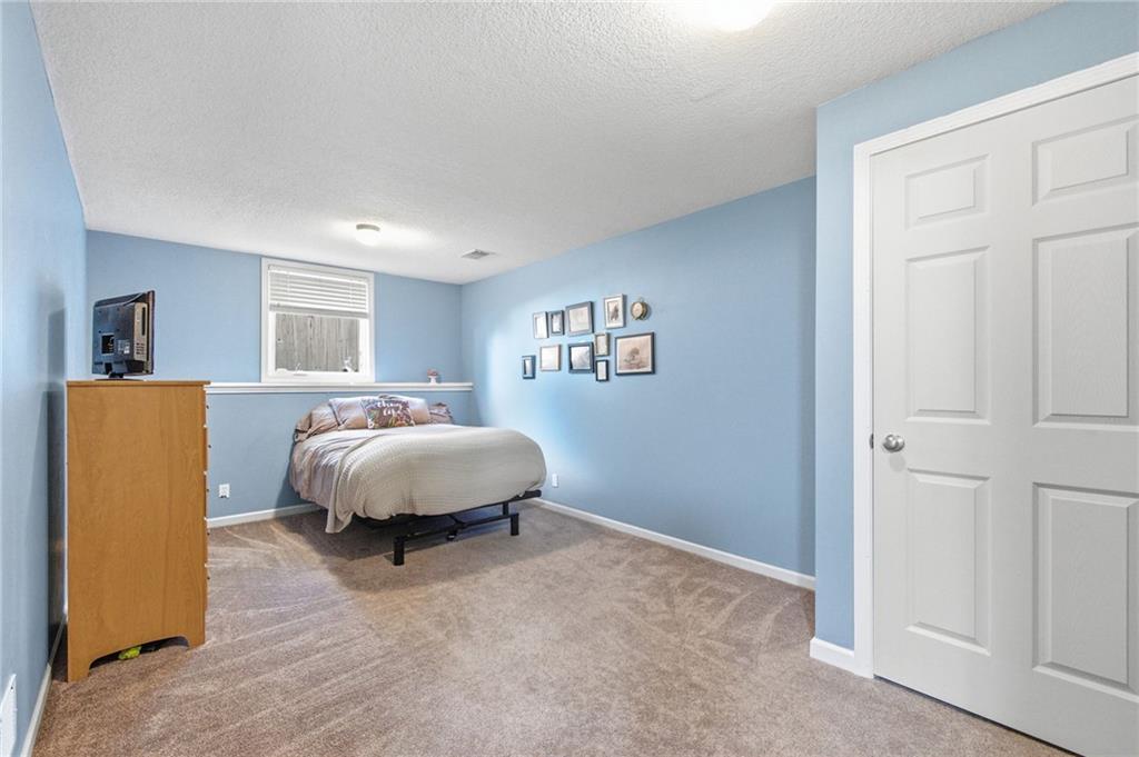 18207 Rollins Drive Property Photo 34