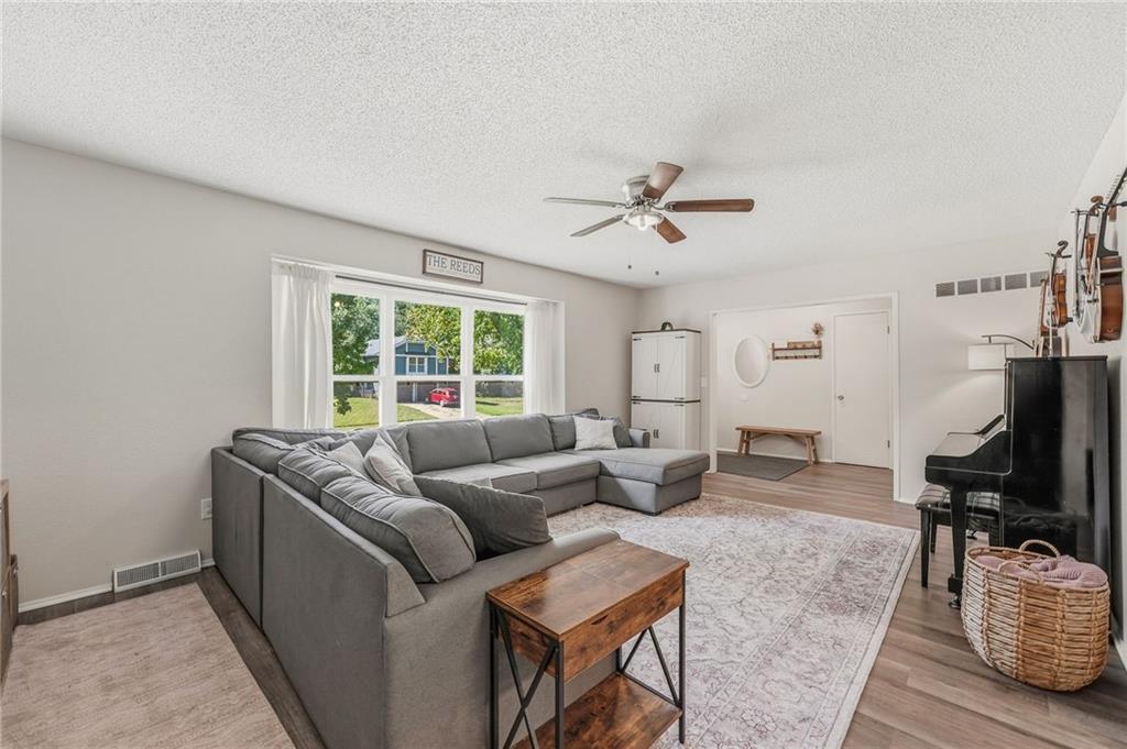 14017 Winchester Court Property Photo 6