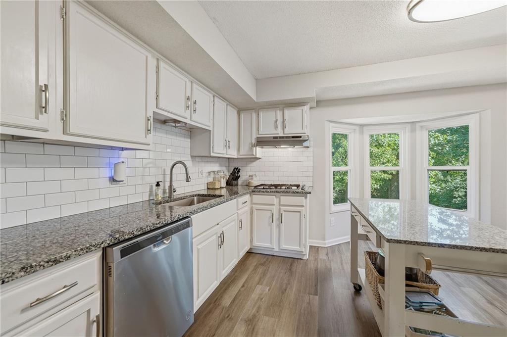 14017 Winchester Court Property Photo 11