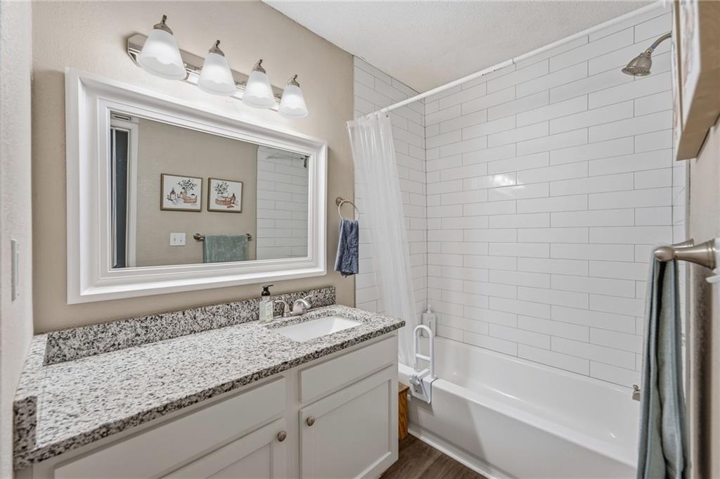 14017 Winchester Court Property Photo 23