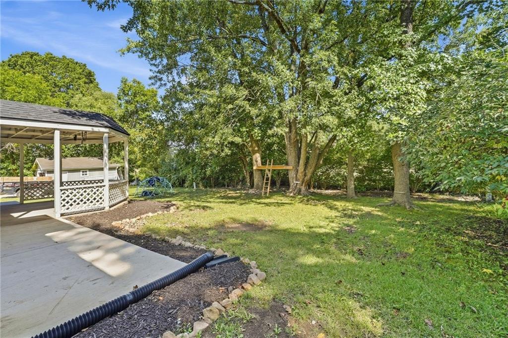 14017 Winchester Court Property Photo 27