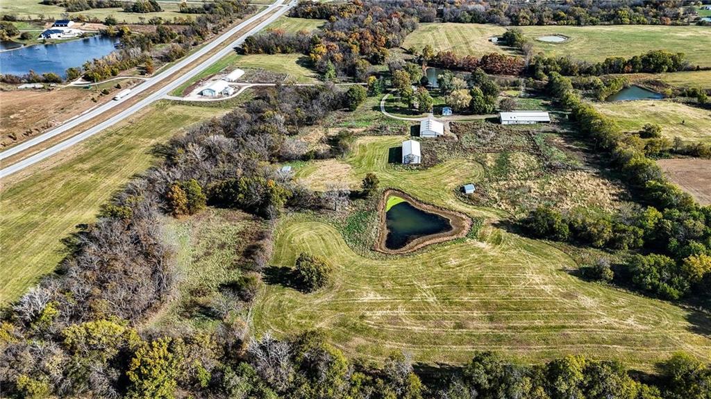 32705 South 7 Highway Road Property Photo 2