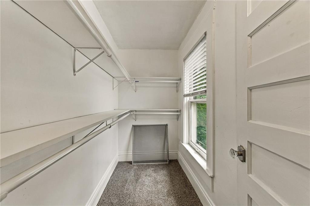 1432 W Walnut Street Property Photo 29