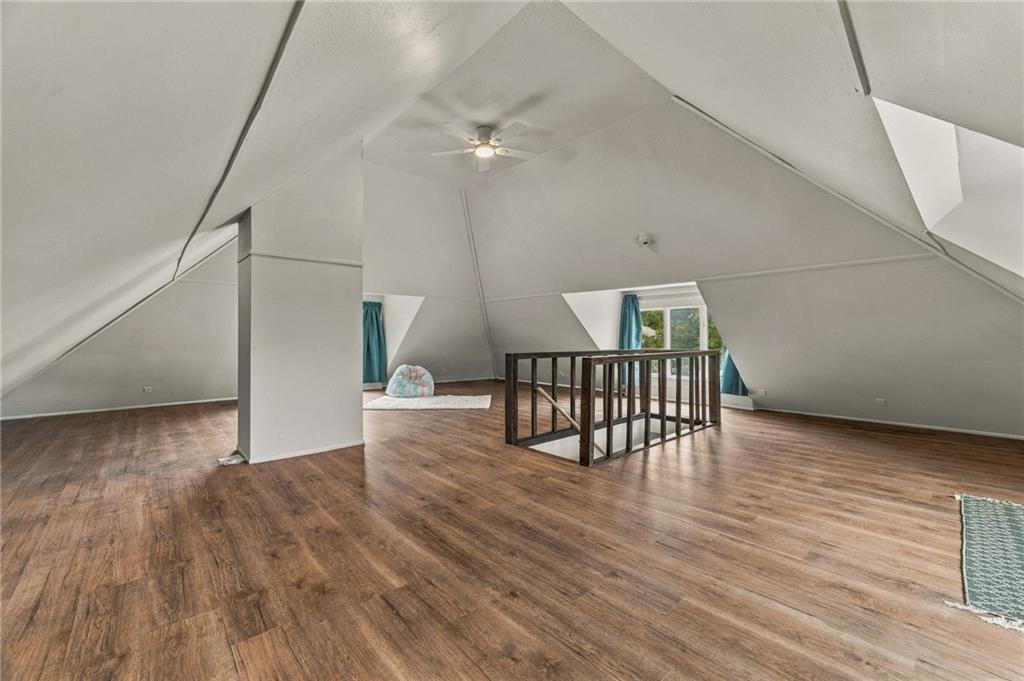 1432 W Walnut Street Property Photo 37