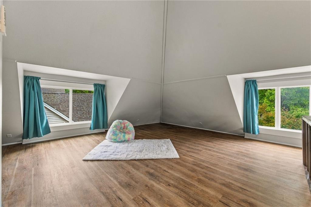 1432 W Walnut Street Property Photo 39