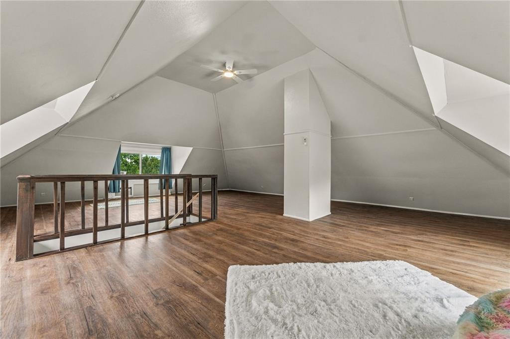 1432 W Walnut Street Property Photo 40