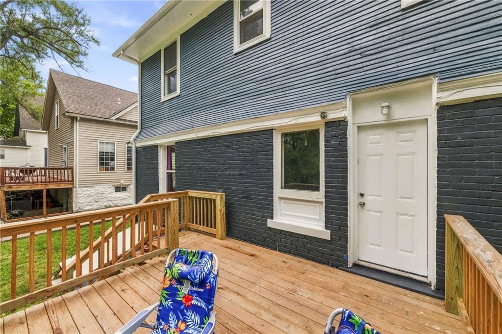 1432 W Walnut Street Property Photo 57