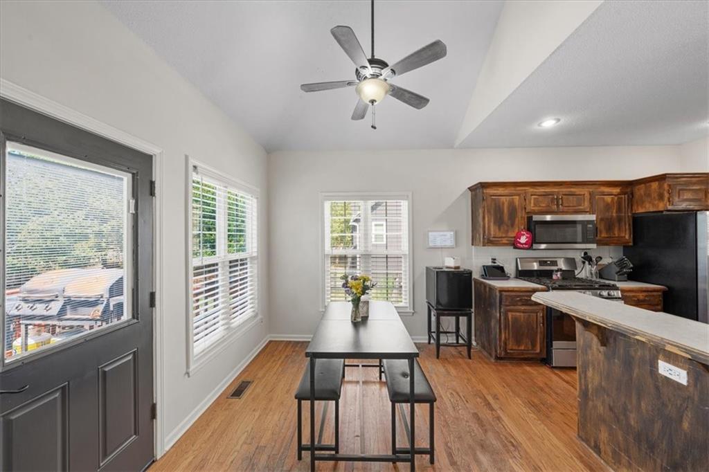 18424 S Juniper Street Property Photo 6