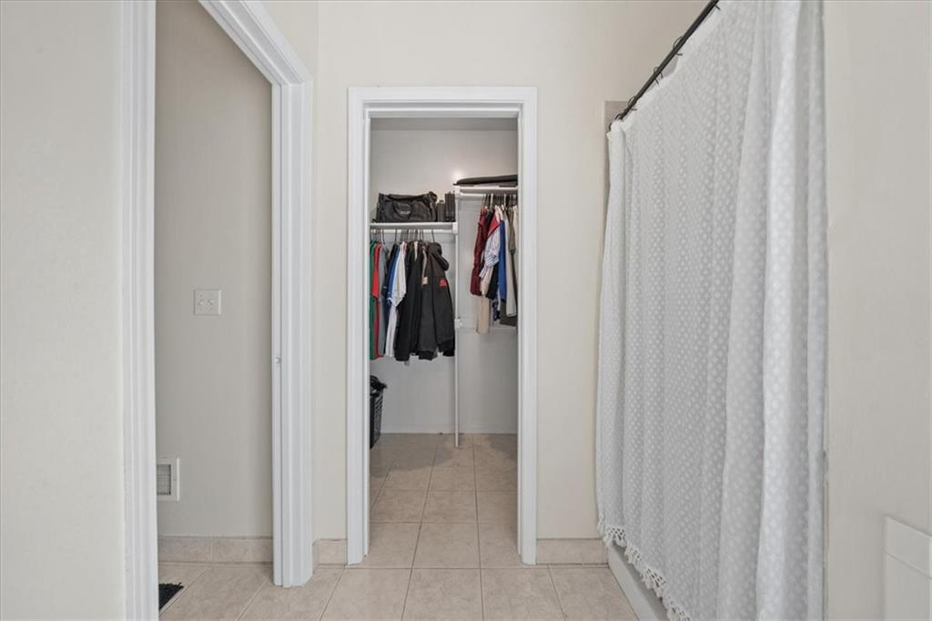 18424 S Juniper Street Property Photo 13