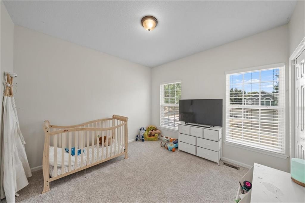 18424 S Juniper Street Property Photo 15