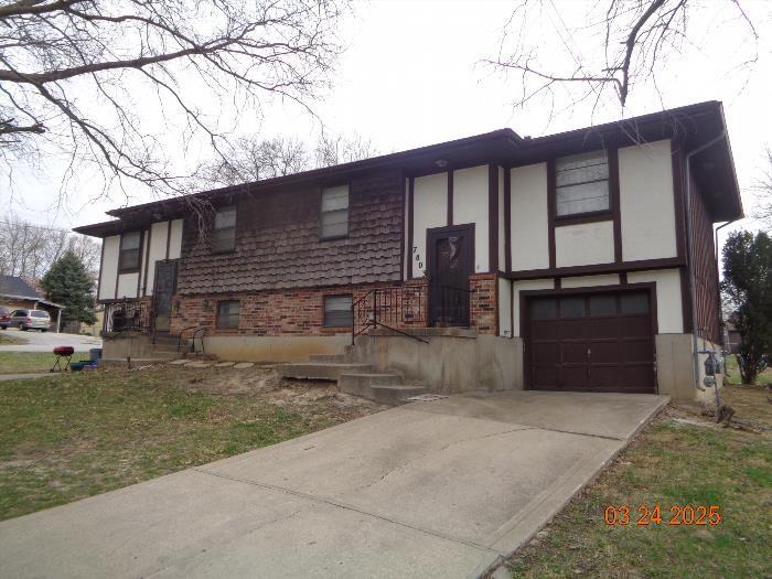 7801 Leavenworth Road Property Photo 1